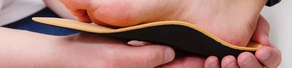 Adaptation d’une semelle plantaire à la forme du pied